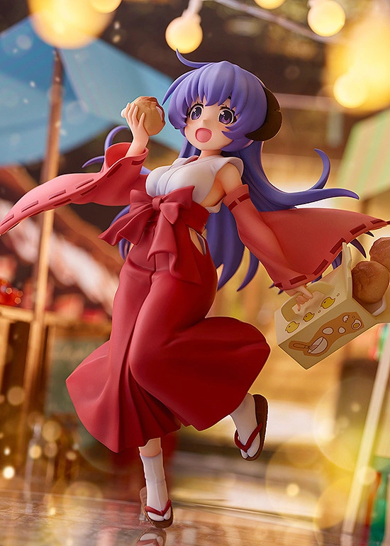 hanyū figurine creme puffs.jpg