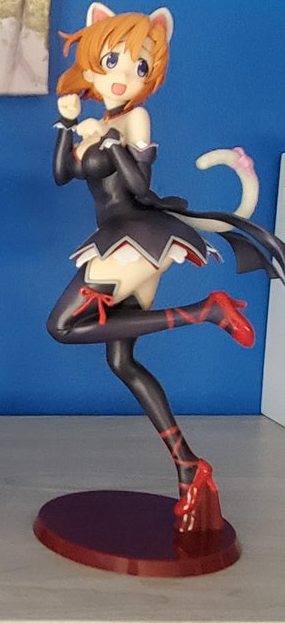 rena figurine.png